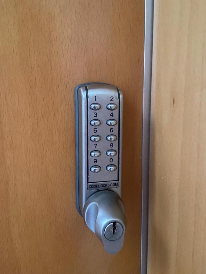 Apartamentos 16:9 Suites Almeria Ngoại thất bức ảnh