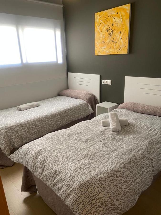 Apartamentos 16:9 Suites Almeria Ngoại thất bức ảnh