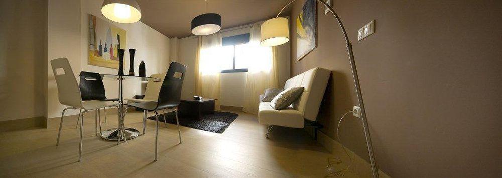 Apartamentos 16:9 Suites Almeria Ngoại thất bức ảnh