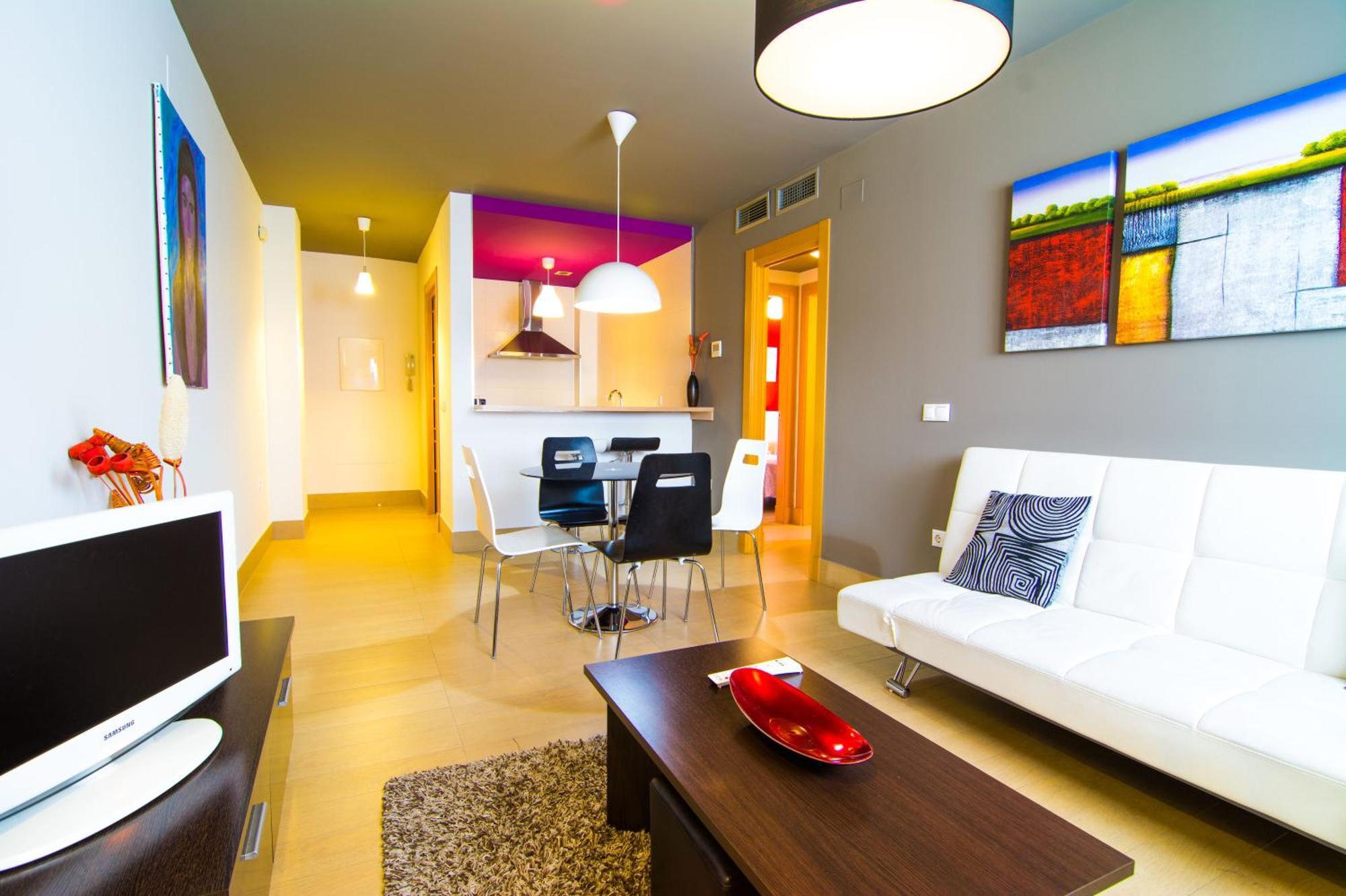 Apartamentos 16:9 Suites Almeria Ngoại thất bức ảnh